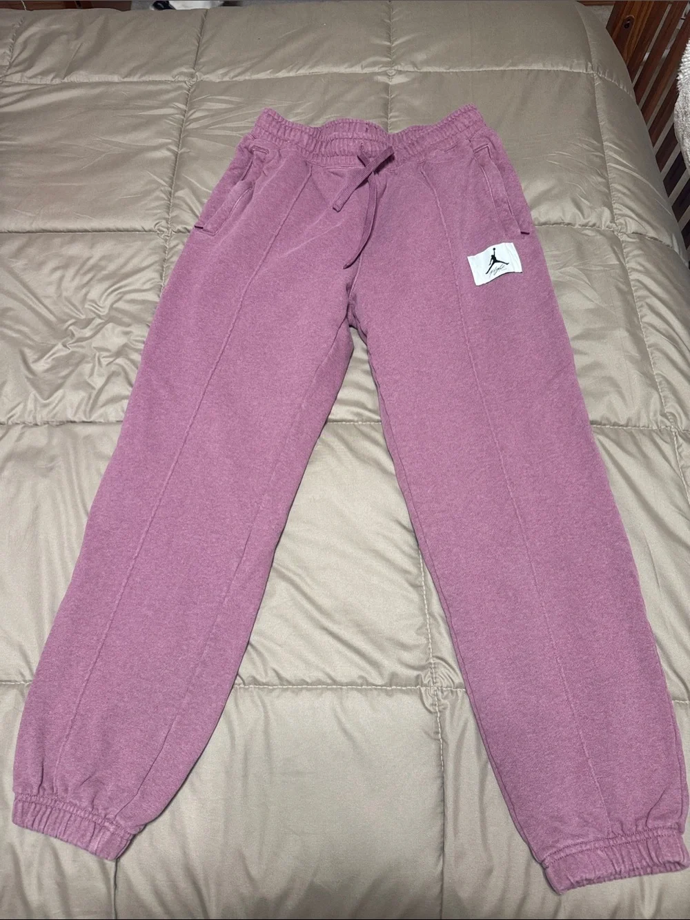 Jordan Flight Mauve Fleece Joggers with Logo Patch - Picture 1 of 4